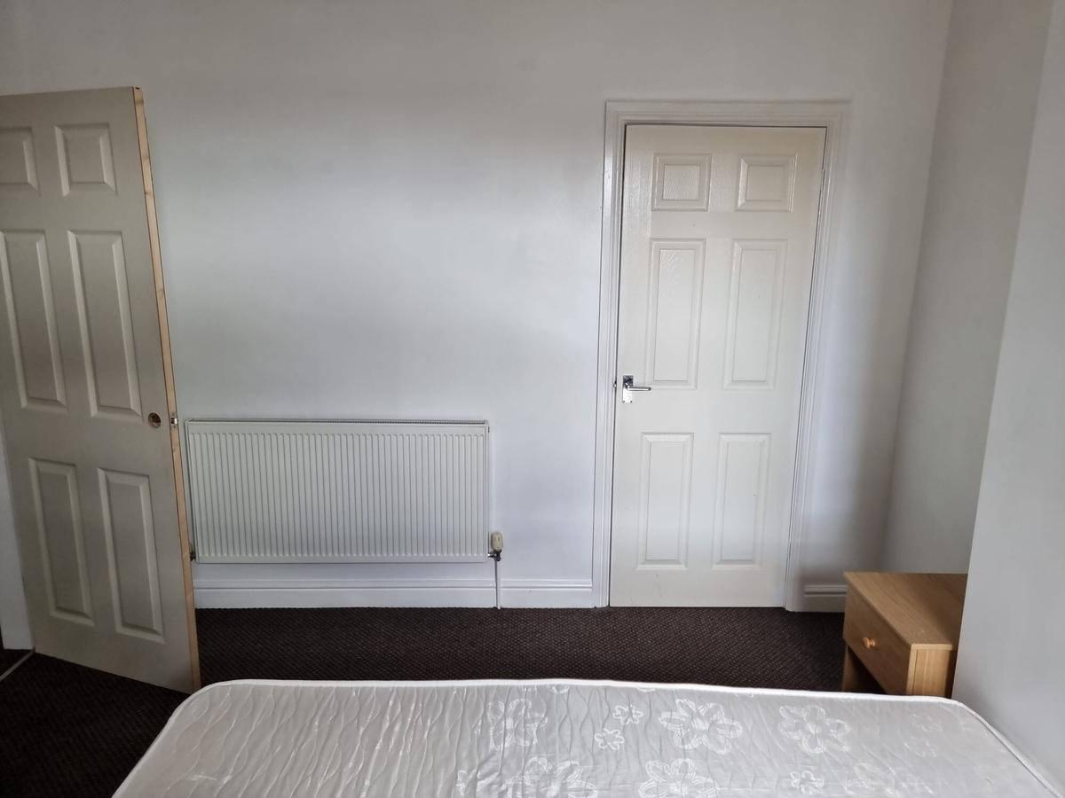 4 bedroom house for rent Ashford Street, StokeonTrent, ST4 2EN UniHomes