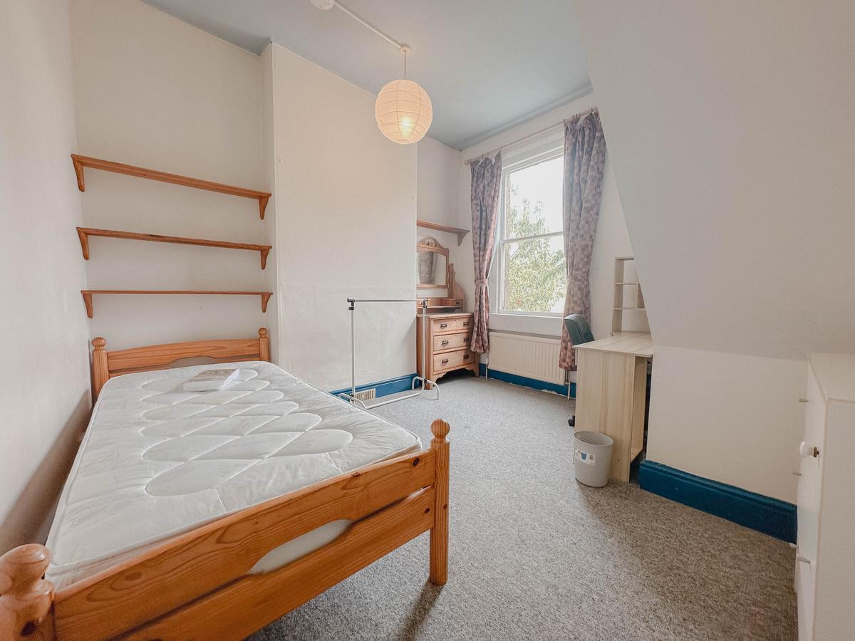 5 bedroom house for rent Eastbourne Avenue, Bath, BA1 6EN UniHomes