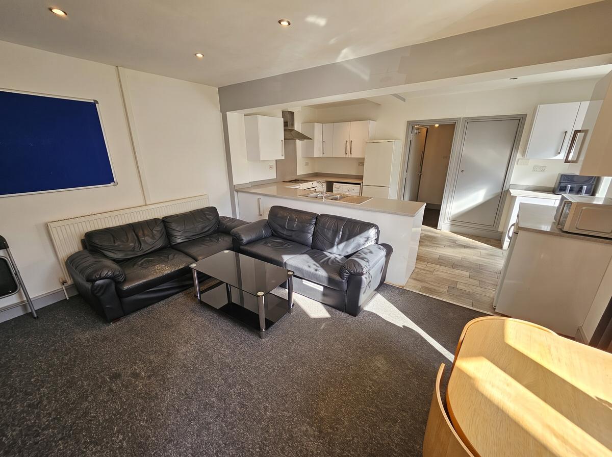 7 bedroom house on Dartmouth Road, Selly Oak, Birmingham