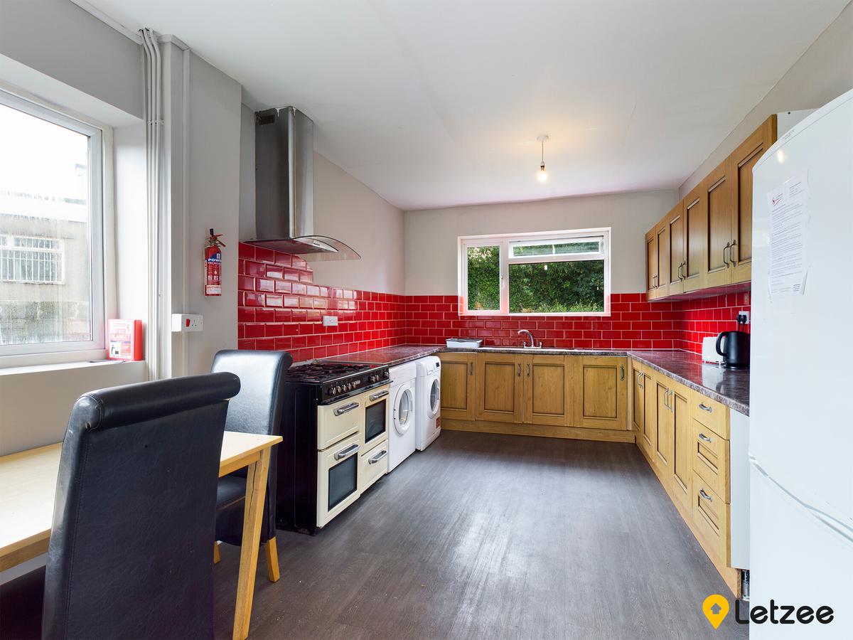 7 bedroom house on Uplands Terrace, Uplands, Swansea