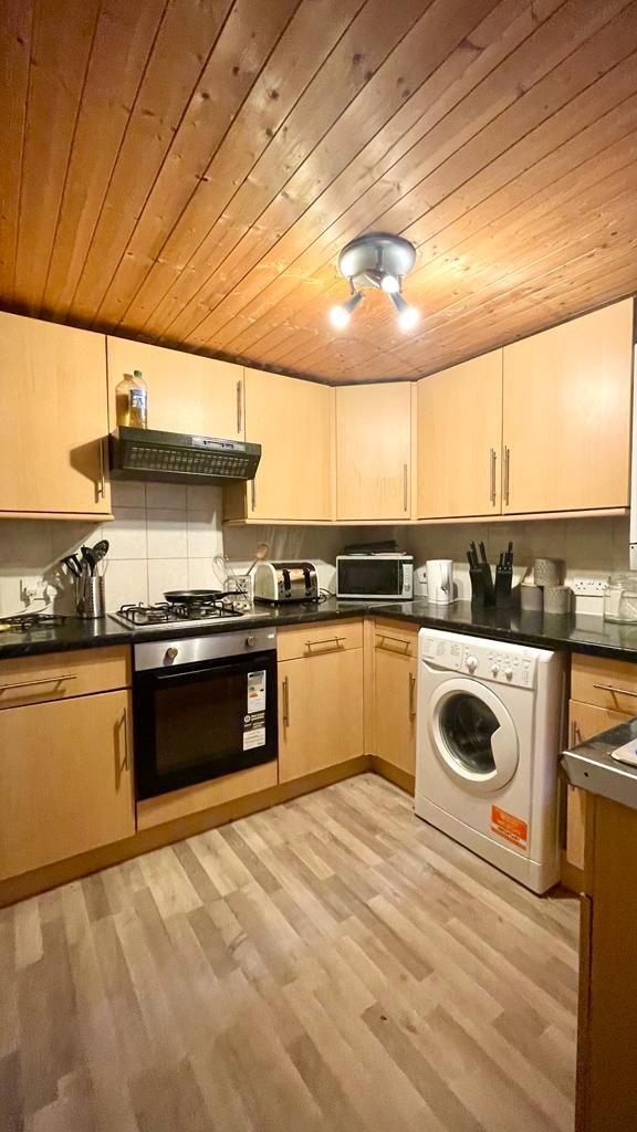 4 bedroom house for rent Clayton Park Square, Newcastle, NE2 4DP UniHomes