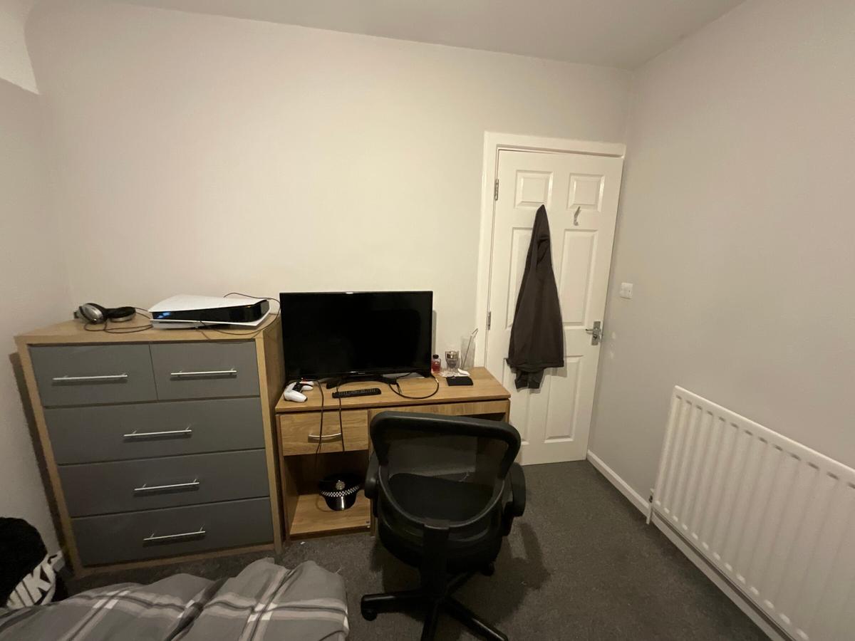 5 bedroom house for rent Woodside Road Nottingham, NG9 2TL UniHomes