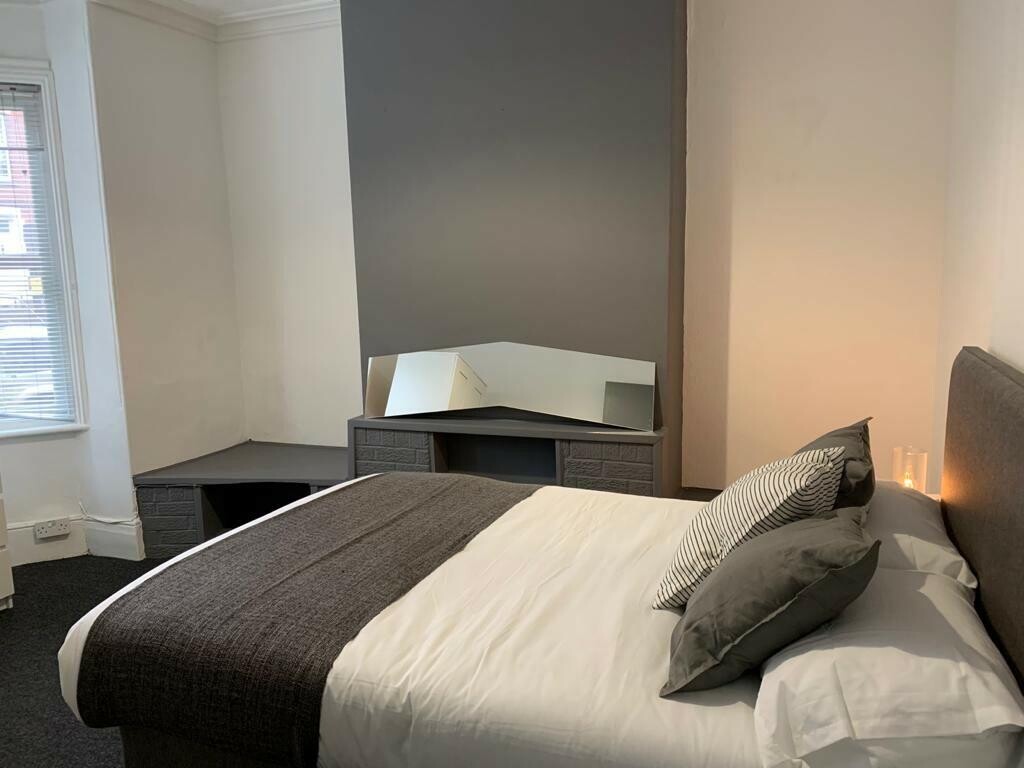 5 bedroom house for rent Pinhoe Road Exeter, EX4 7HS UniHomes