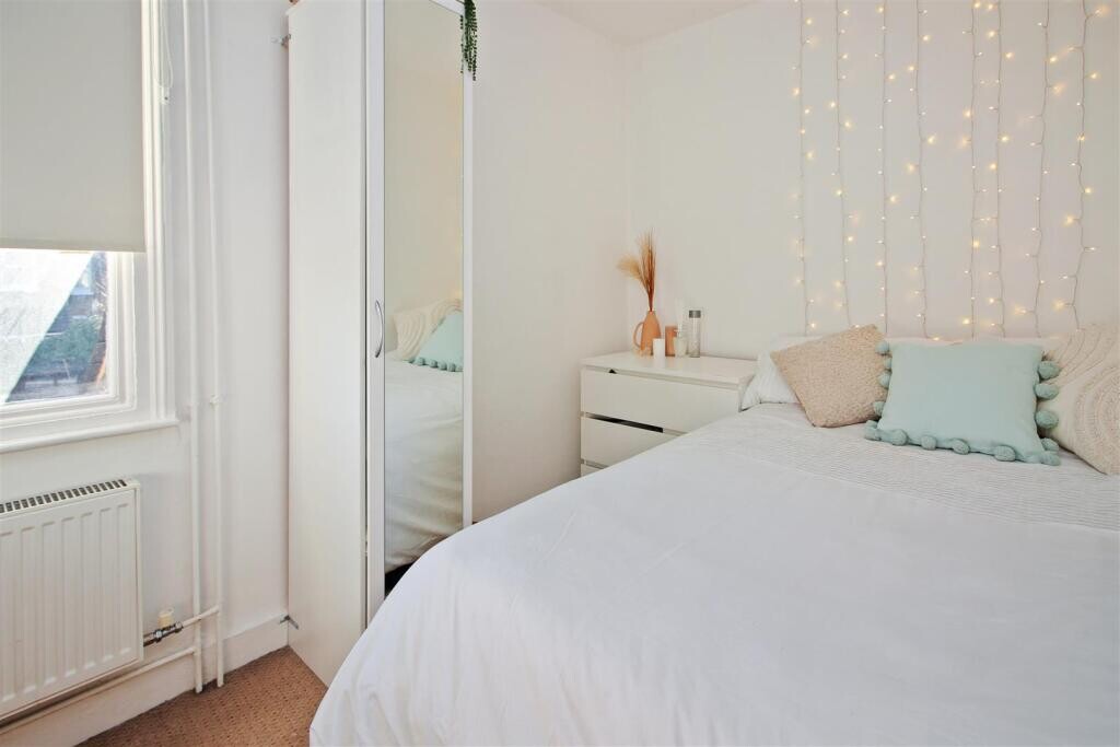 4 bedroom house on Black Griffin Lane, City Centre, Canterbury