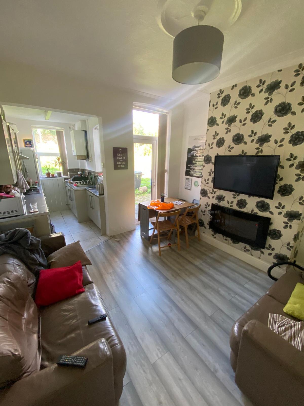 5 bedroom house on Crookesmoor Road, Crookesmoor, Sheffield