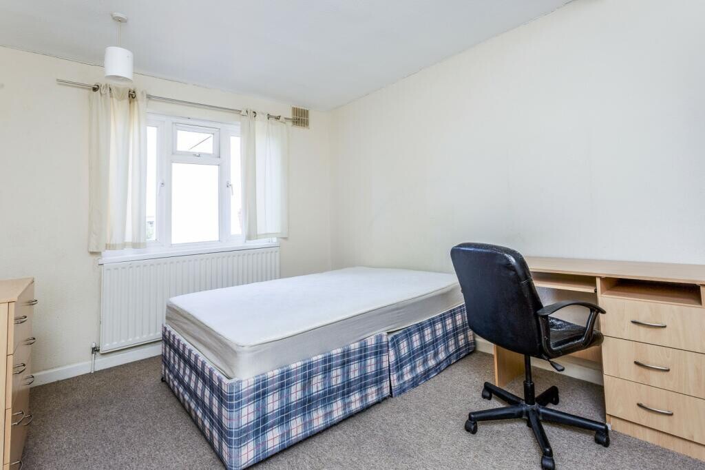 4 bedroom house for rent Elm Grove, Portsmouth, PO5 1JG UniHomes