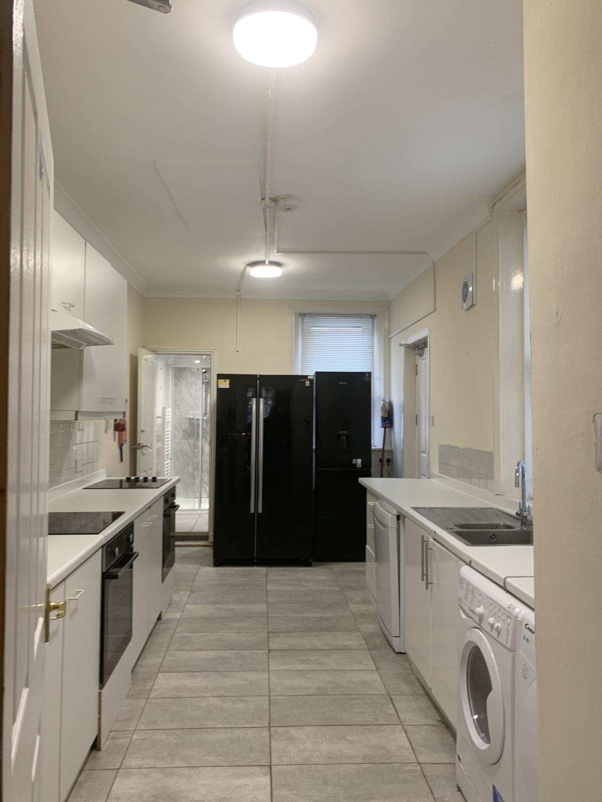 8 bedroom house on Osborne Avenue, Jesmond, Newcastle