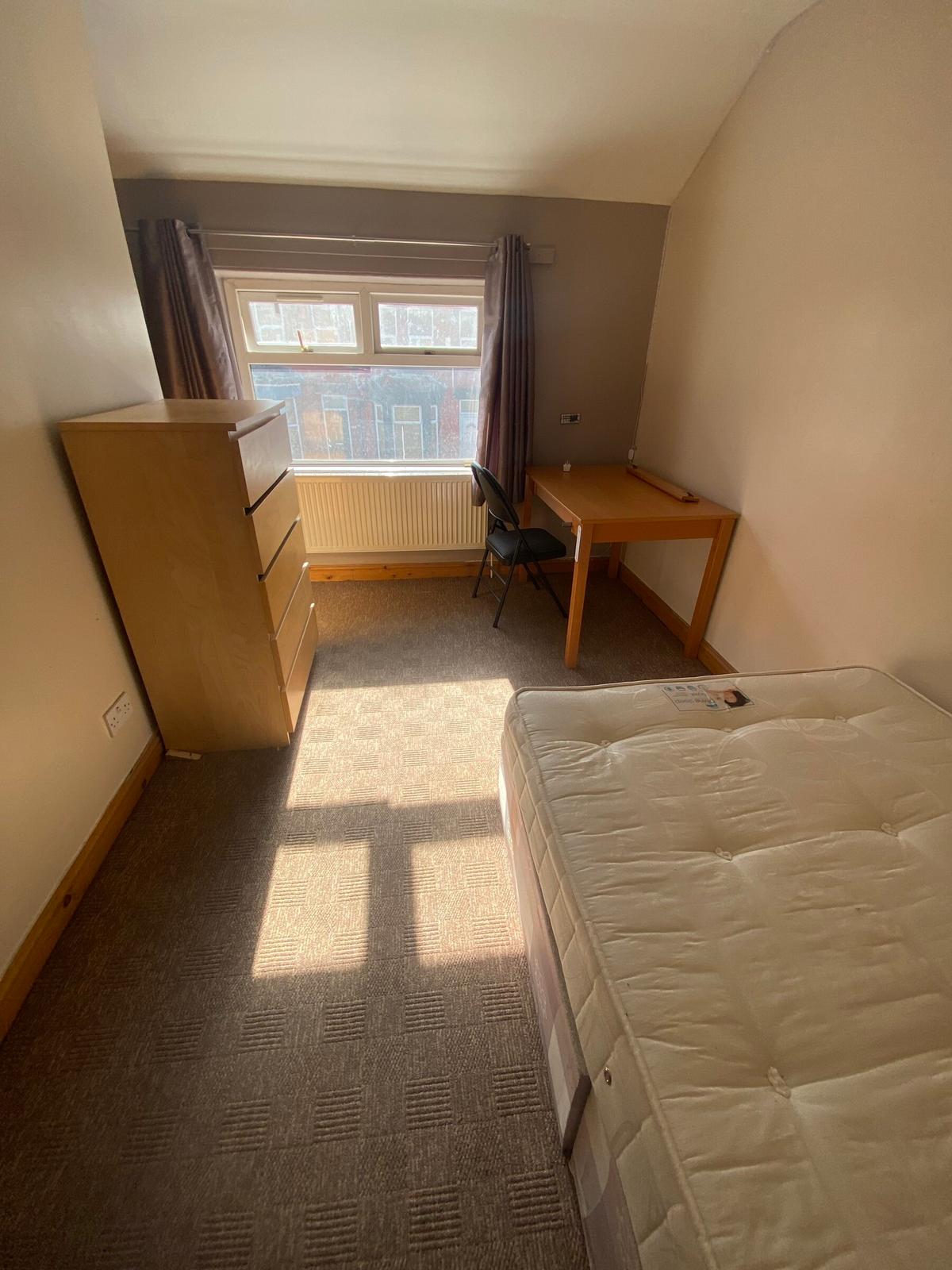 6 bedroom house for rent Welton Mount, Leeds, LS6 1ET UniHomes