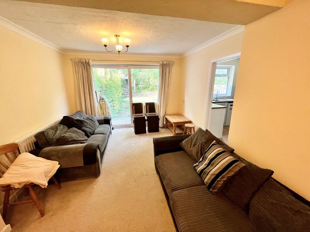 4 bedroom house for rent Beech Grove, Surrey, GU2 7XA UniHomes