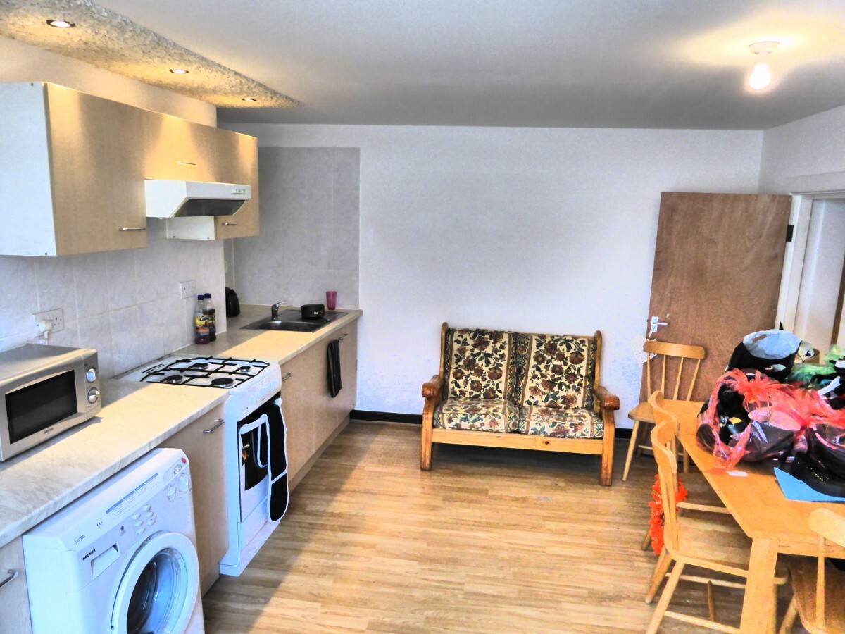 1 bedroom apartment for rent Brudenell Mount, Leeds, LS6 1HT UniHomes