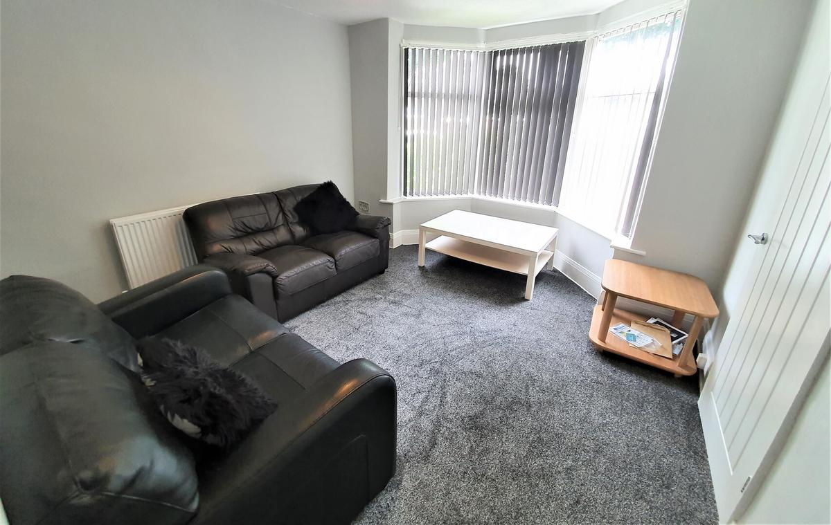 2 bedroom house for rent Cranbrook Avenue Hull, HU6 7TT UniHomes