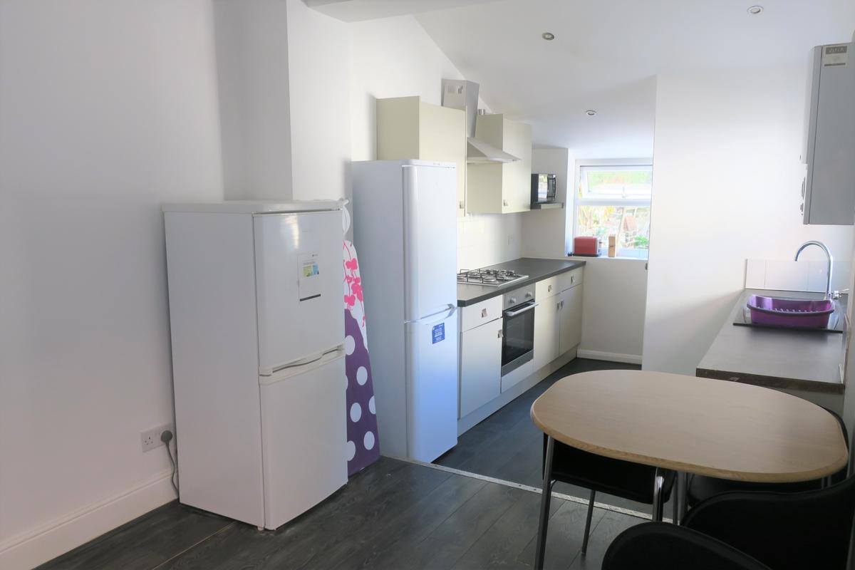 6 bedroom house on Pains Road, Southsea, Portsmouth