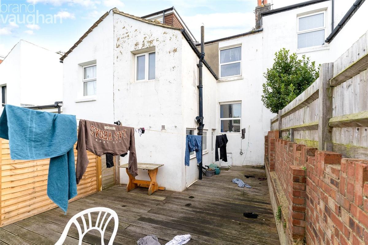 4 bedroom house for rent Bentham Road, Brighton, BN2 9XD UniHomes