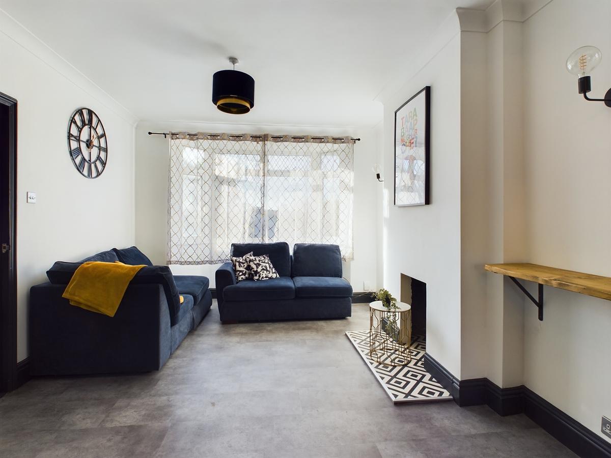 6 bedroom house for rent Monks Park Avenue, Bristol, BS7 0UN UniHomes