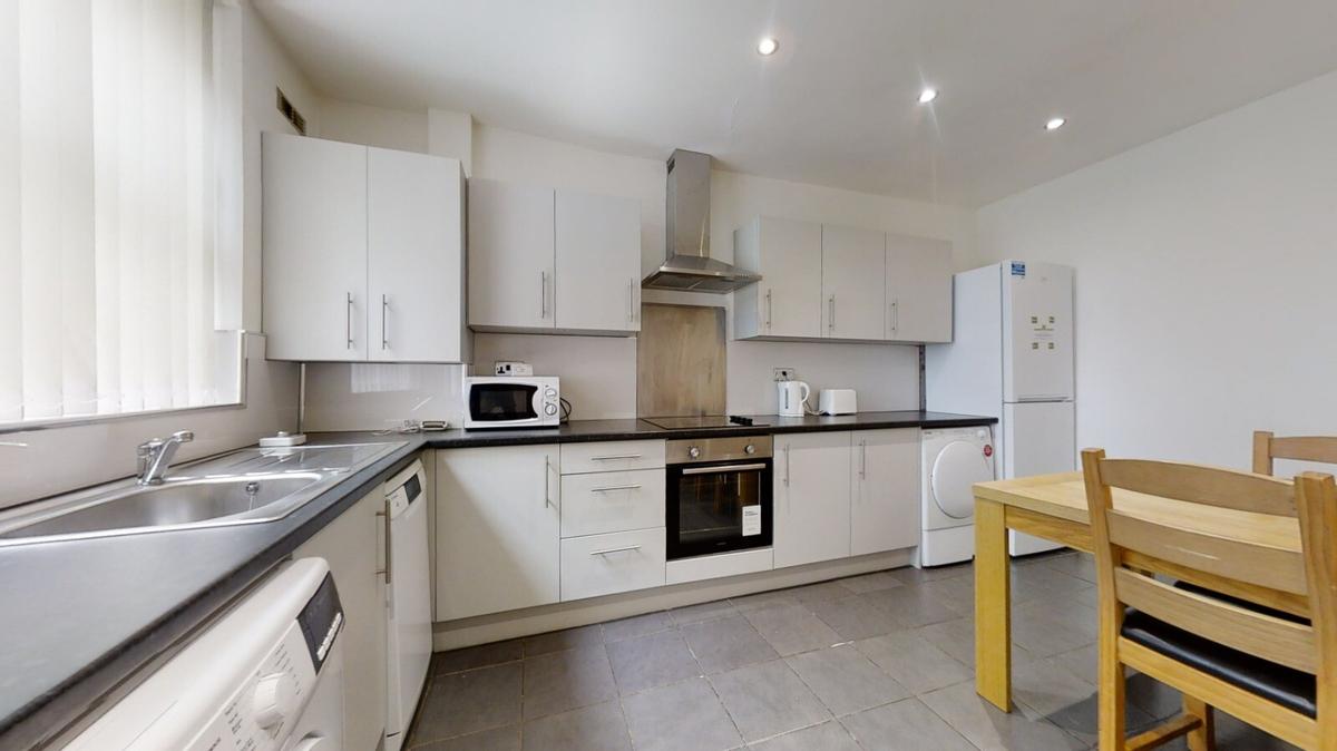 4 bedroom house for rent Alexandra Road, Sheffield, S2 3EH UniHomes