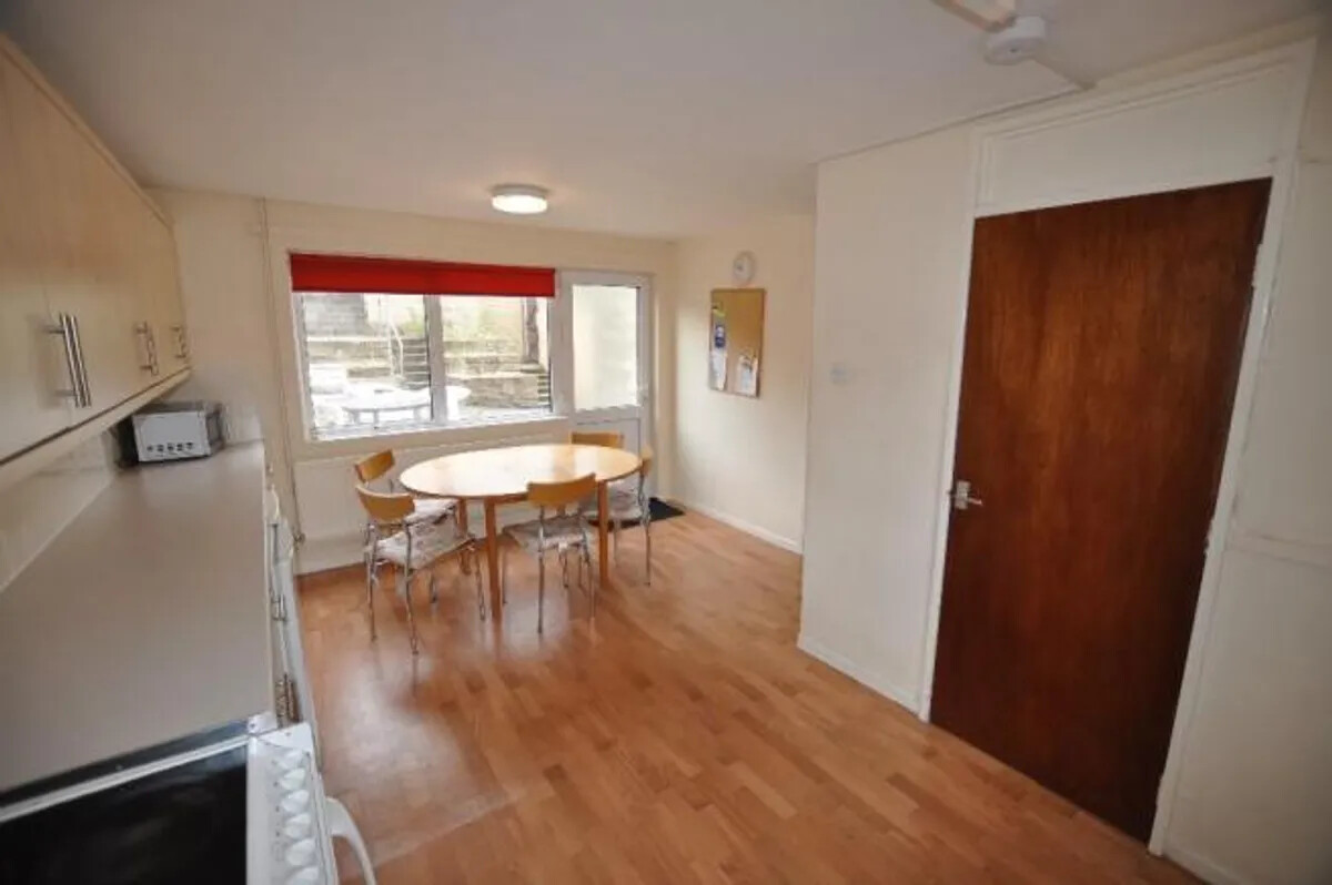 4 bedroom house on Rooksbridge Walk, Twerton, Bath