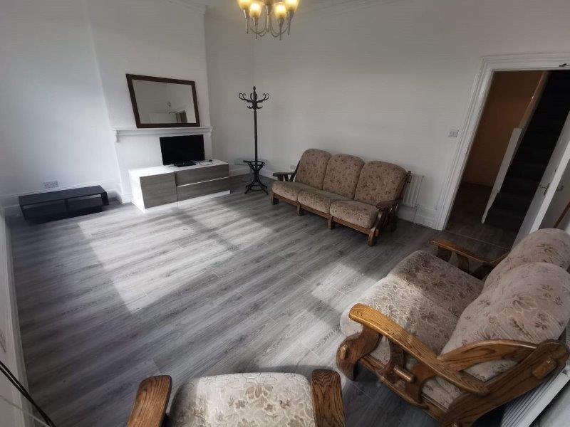 4 bedroom apartment for rent Wilbraham Road, Manchester, M21 0AS UniHomes