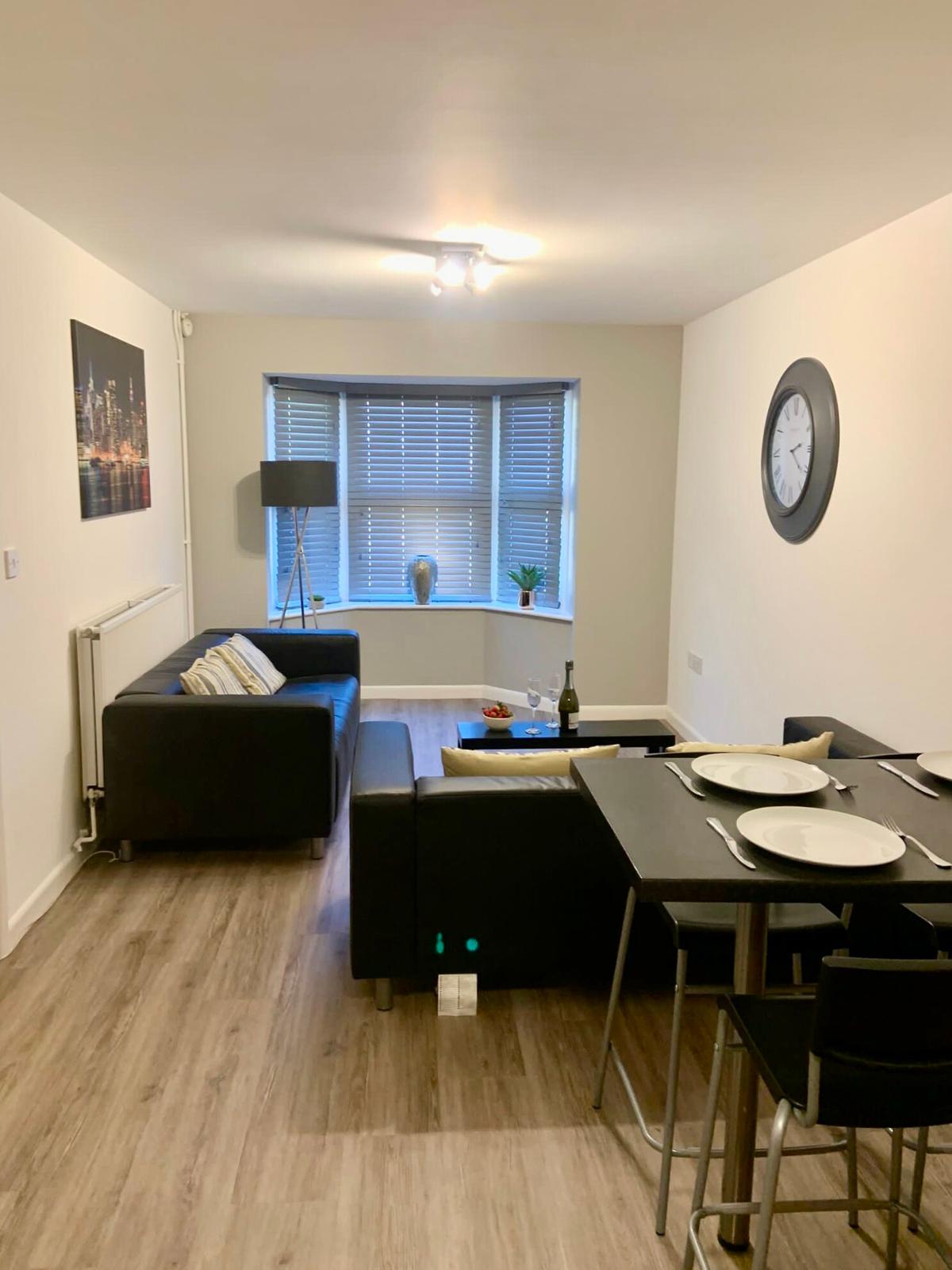 6 bedroom house for rent Crookes Road, Sheffield, S10 5BD UniHomes