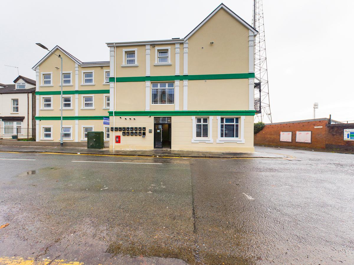 10 bedroom house for rent King Edwards Road, Swansea, SA1 4LX UniHomes