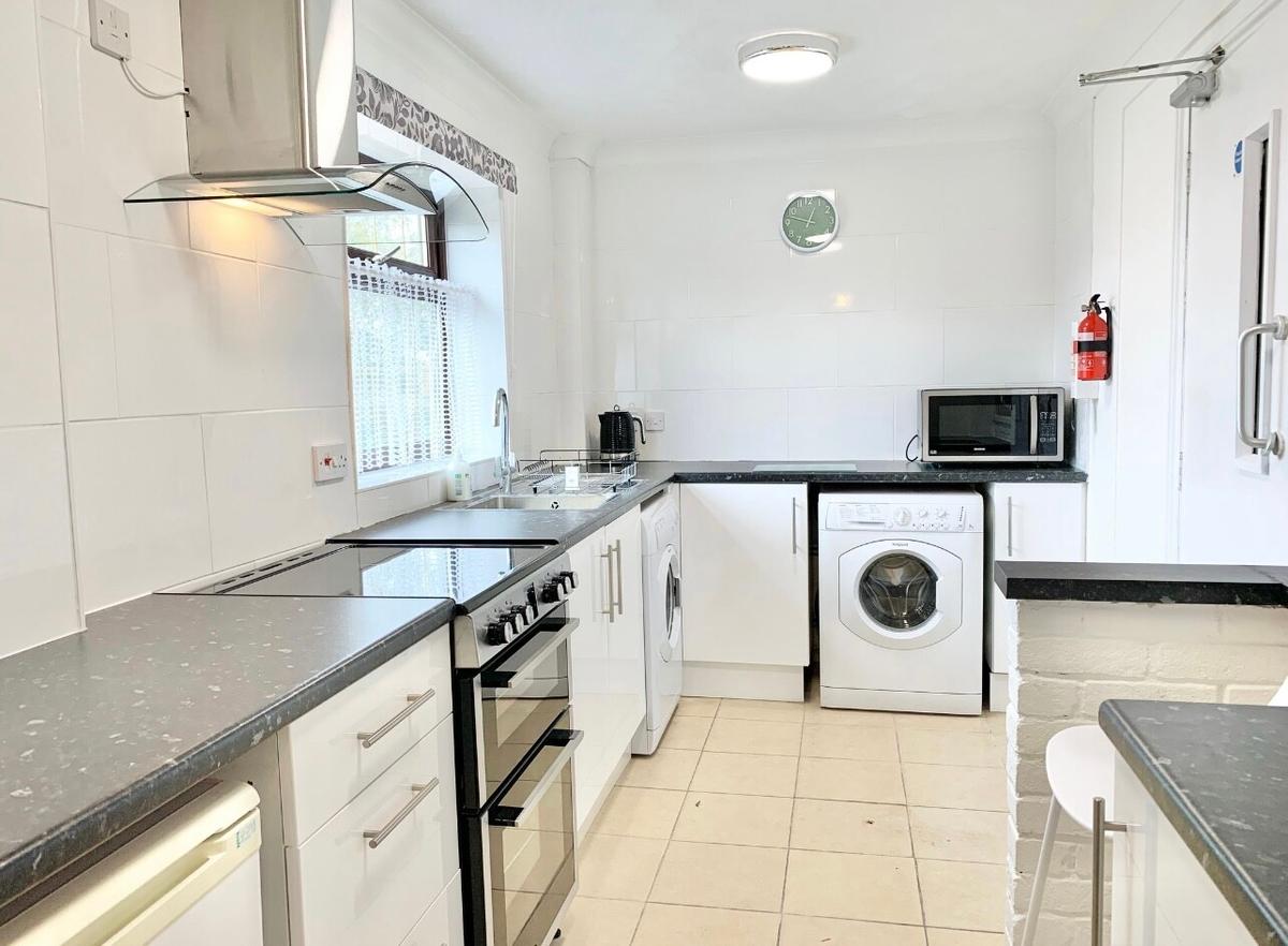 5 bedroom house for rent Mayes Close, Norwich, NR5 9AY UniHomes