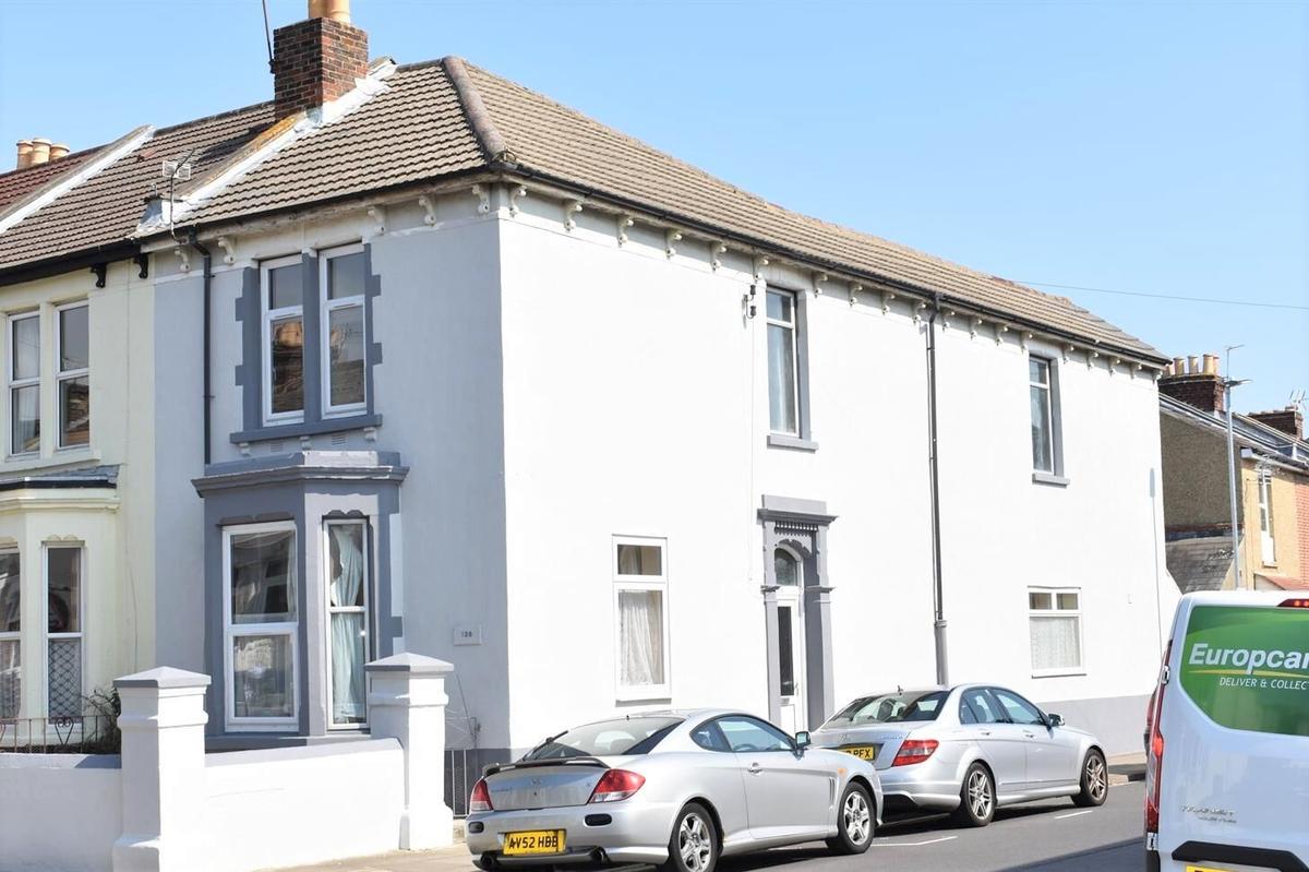 6 bedroom house for rent St. Andrews Road, Portsmouth, PO5 1EX UniHomes