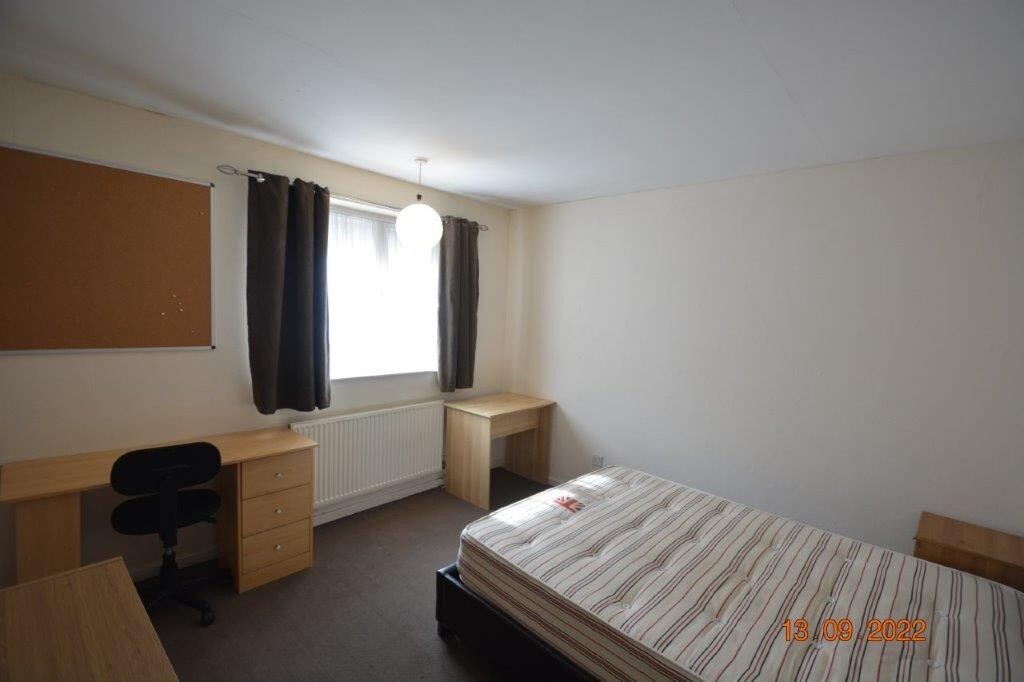 4 bedroom house for rent Wakefield Road, Norwich, NR5 8JE UniHomes