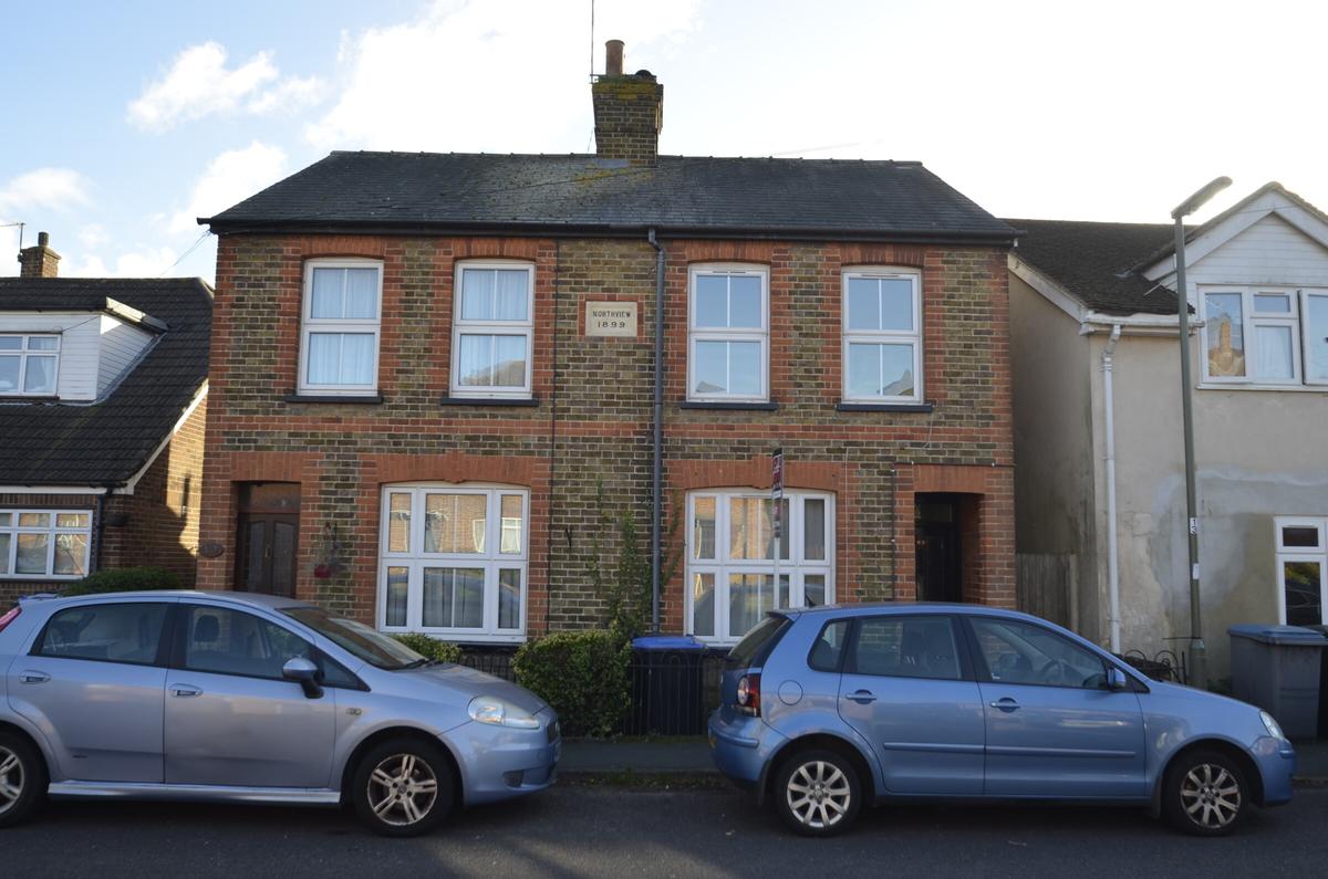 4 bedroom house on Bond Street, Egham, Surrey