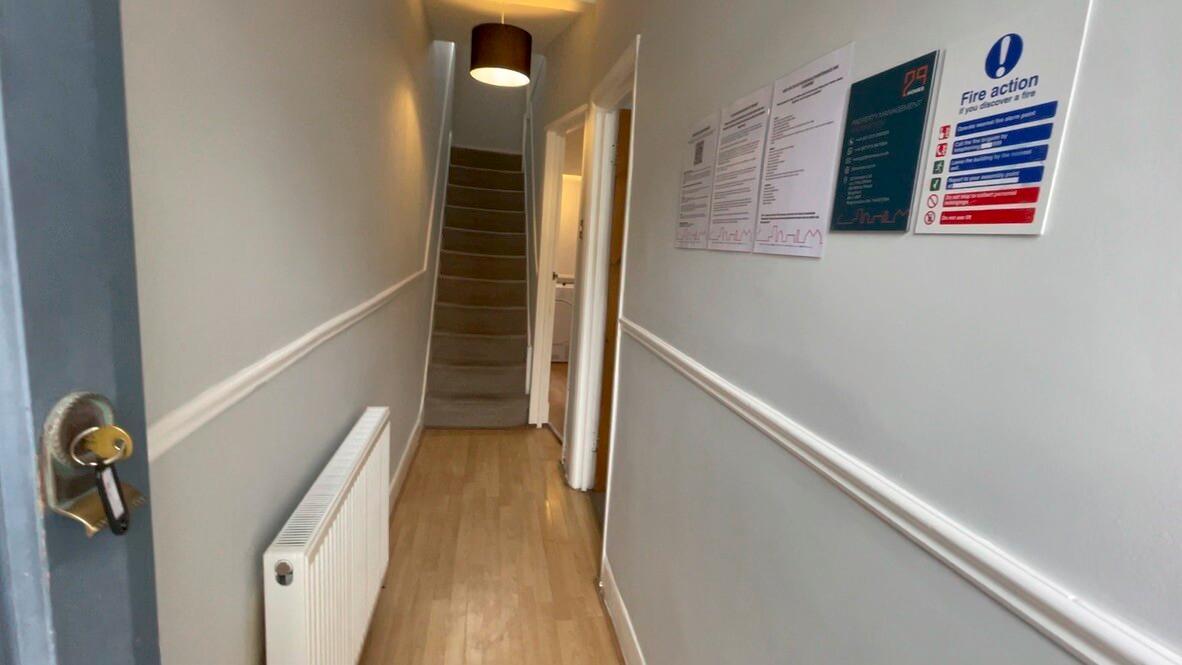 3 bedroom house for rent Newmarket Road, Brighton, BN2 3QG UniHomes