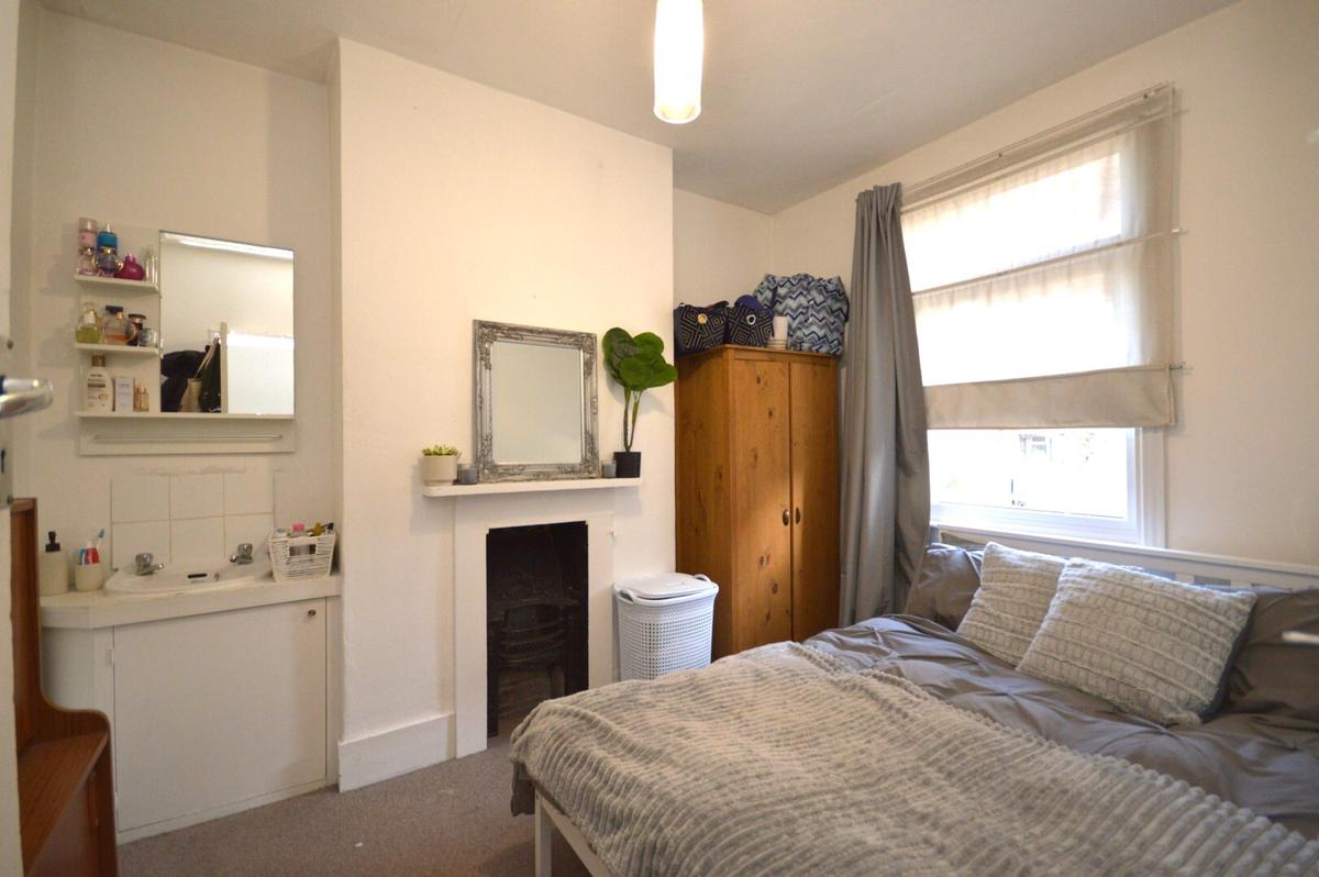 4 bedroom house for rent St. Martins Place, Brighton, BN2 3LE UniHomes