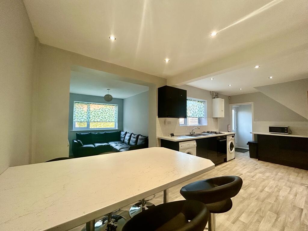 6 bedroom house for rent Schofield Road, Loughborough, LE11 4QJ UniHomes