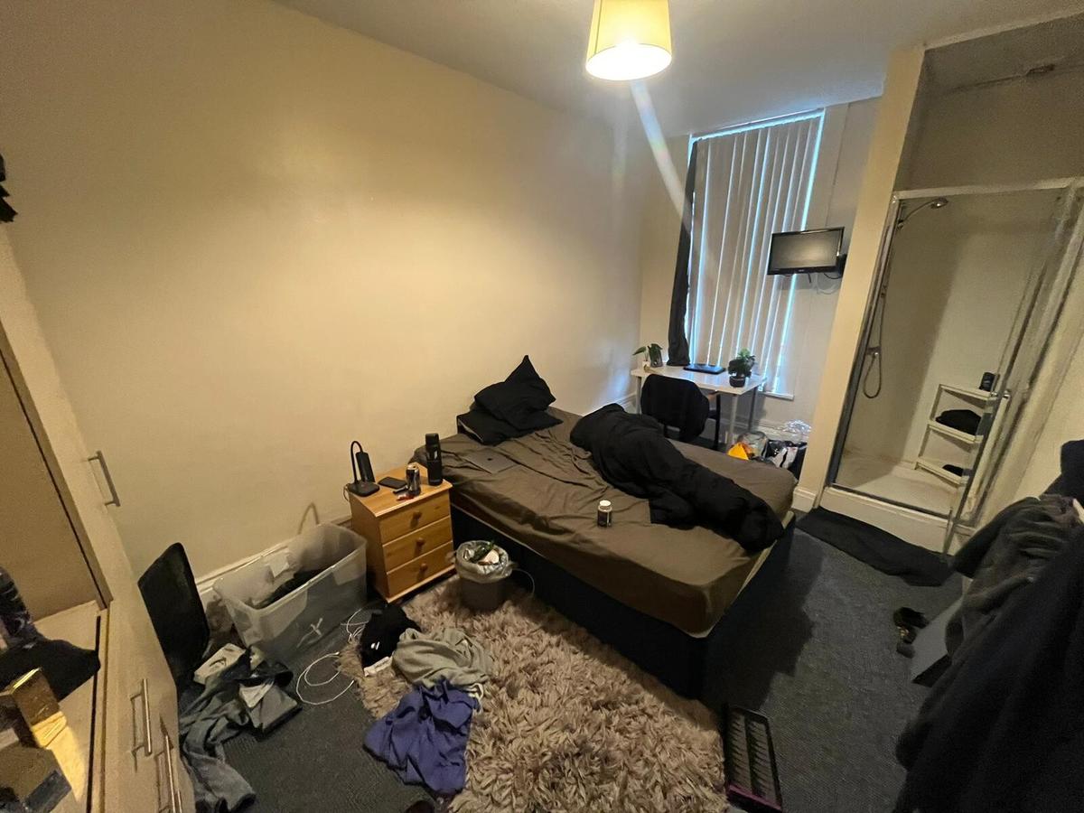 8 bedroom house for rent Cardigan Road, Leeds, LS6 3BJ UniHomes