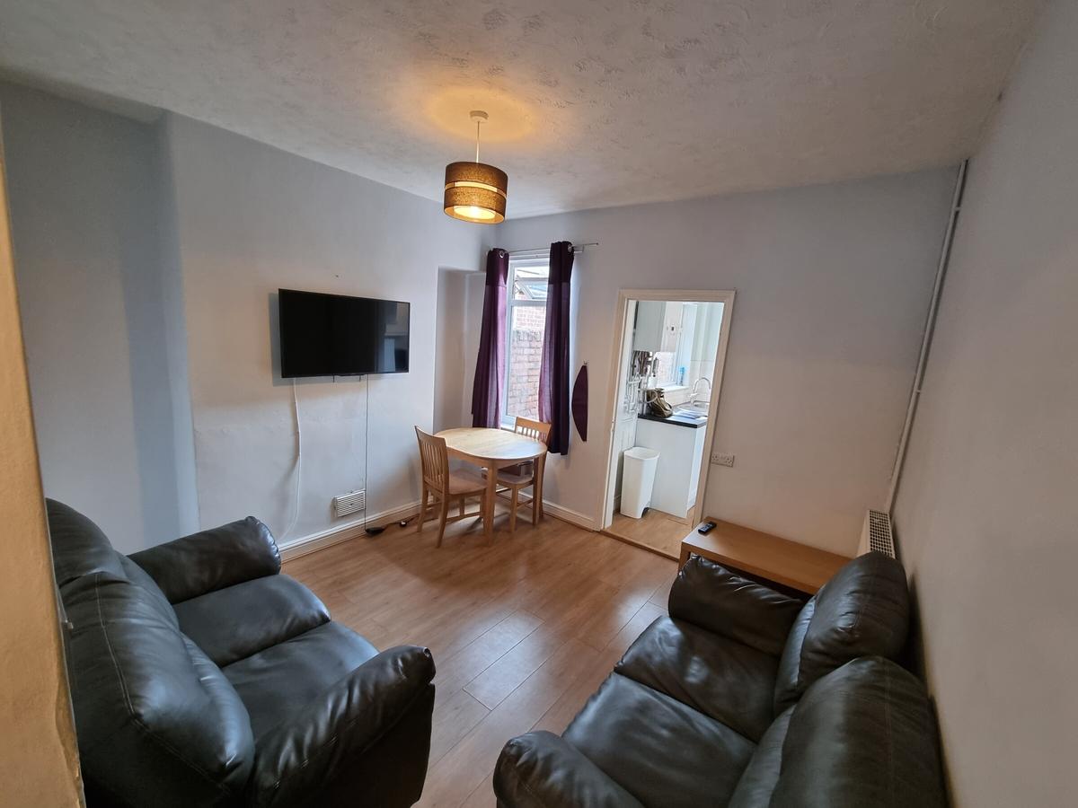 3 bedroom house for rent Baker Street, York, YO30 7AX UniHomes