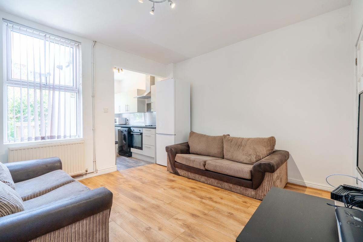 4 bedroom house for rent Lancing Road, Sheffield, S2 4EW UniHomes