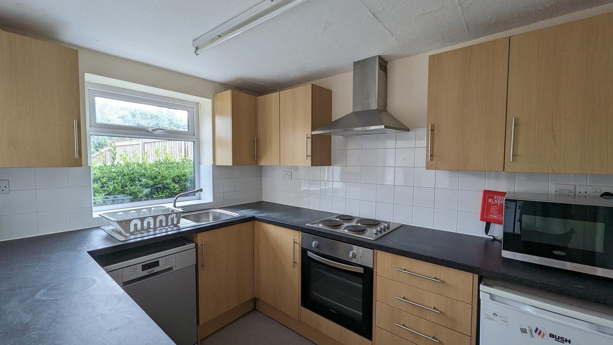 6 bedroom house for rent Brook Road, Bath, BA2 3RS UniHomes