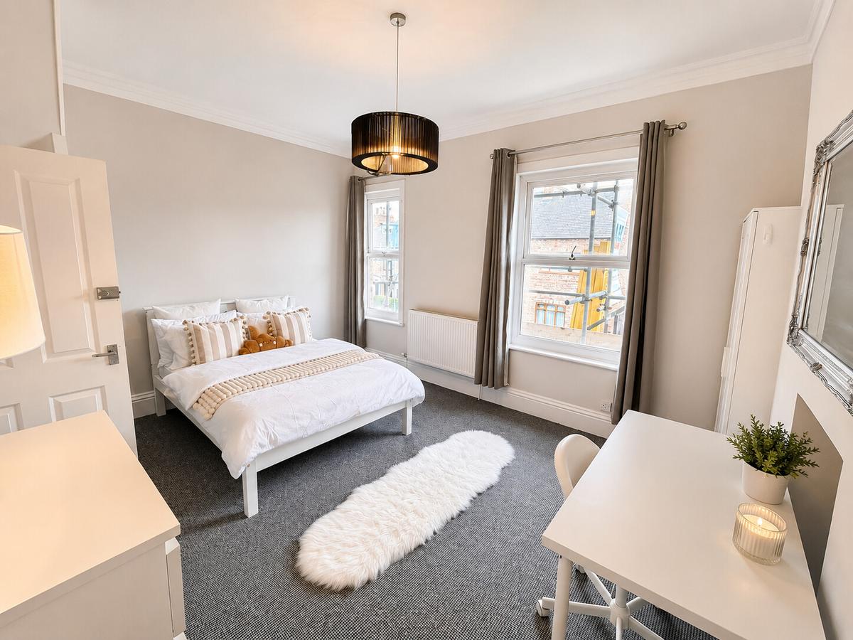5 bedroom house on Heslington Road, Hull Road, York
