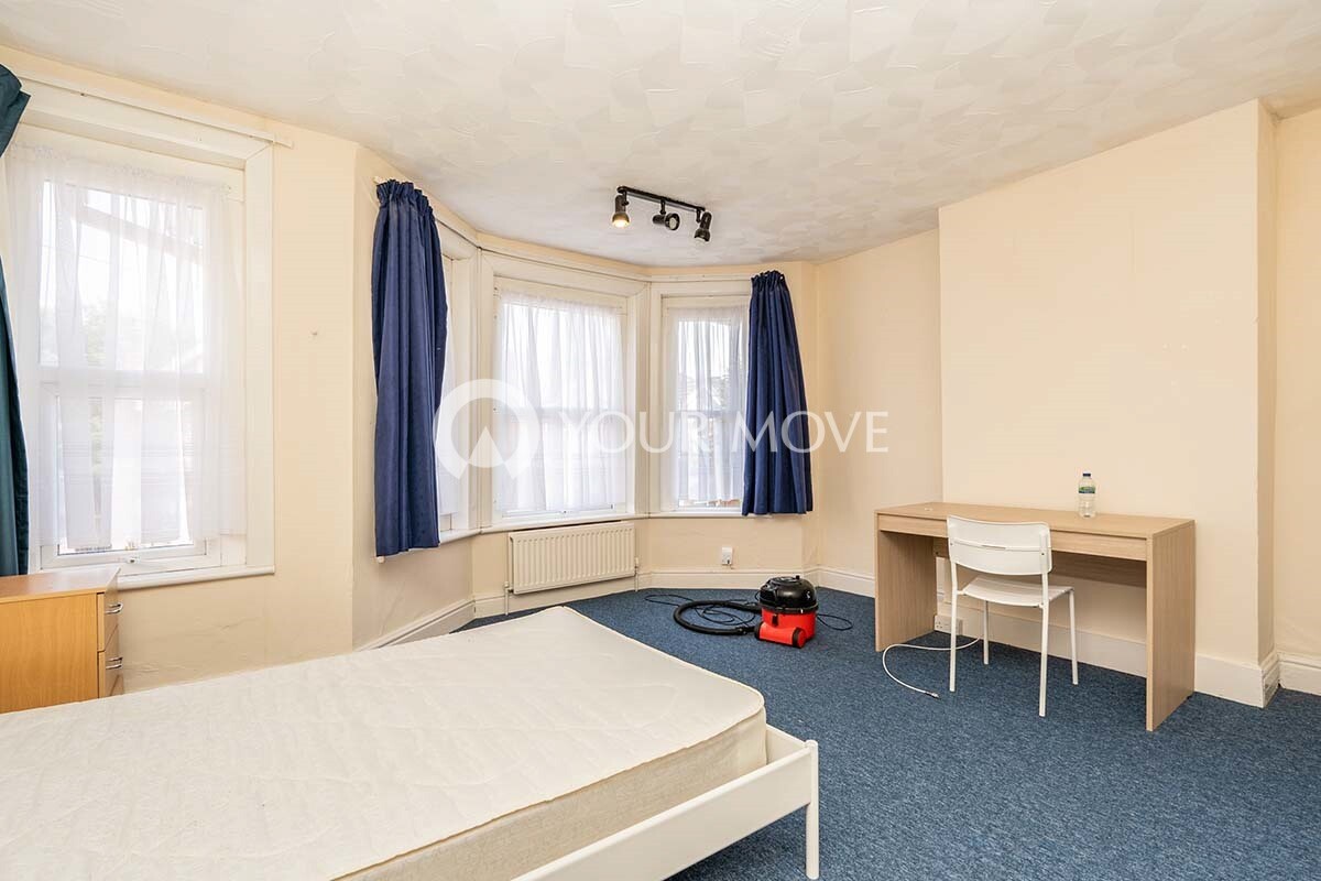 4 bedroom house for rent Harborough Road, Southampton, SO15 2FY UniHomes