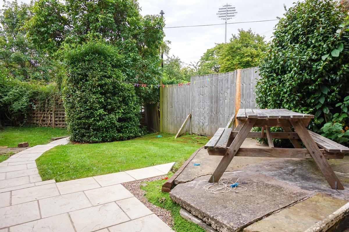 7 bedroom house for rent St Michaels Road, Leeds, LS6 3BG UniHomes