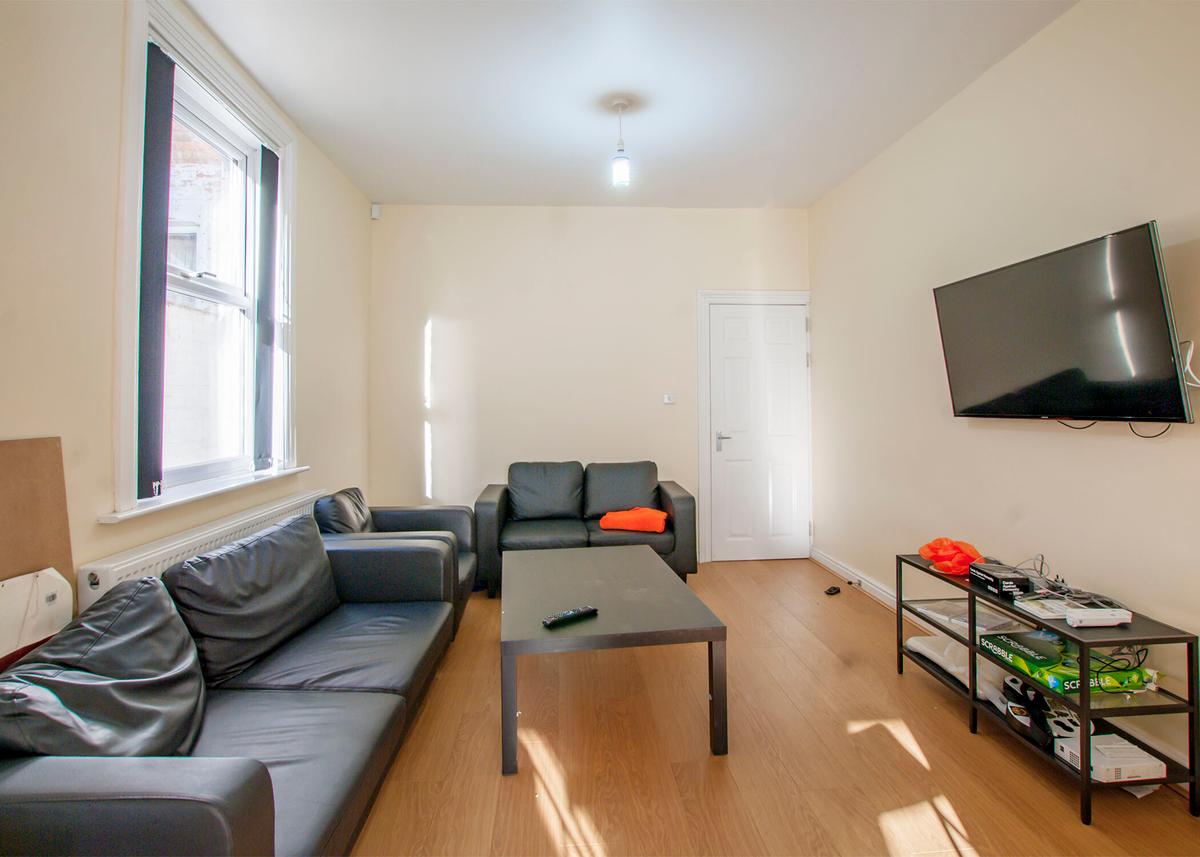 6 bedroom house for rent Kedleston Road, Derby, DE22 1FR UniHomes