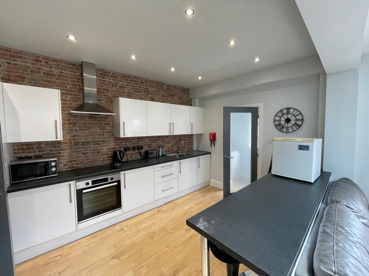 6 bedroom house for rent Arnold Street, Derby, DE22 3EU UniHomes