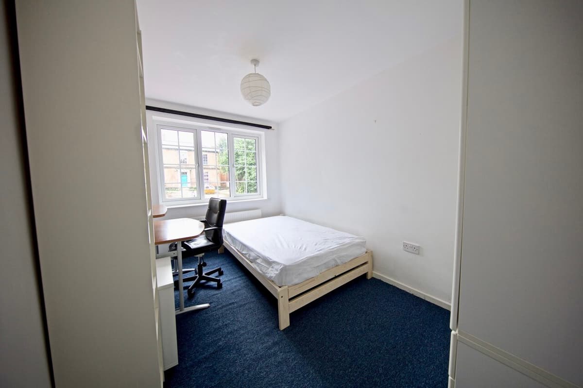 3 bedroom apartment for rent Wilkinson Street Sheffield, S10 2GB UniHomes