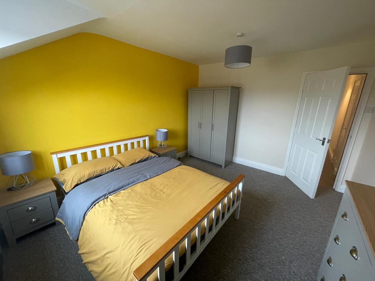 2 bedroom apartment for rent High Street, Bath, BA2 1DB | UniHomes