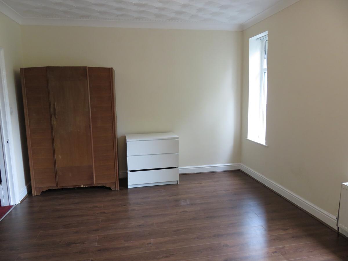 5 bedroom house for rent Harrington Drive, Nottingham, NG7 1JH UniHomes