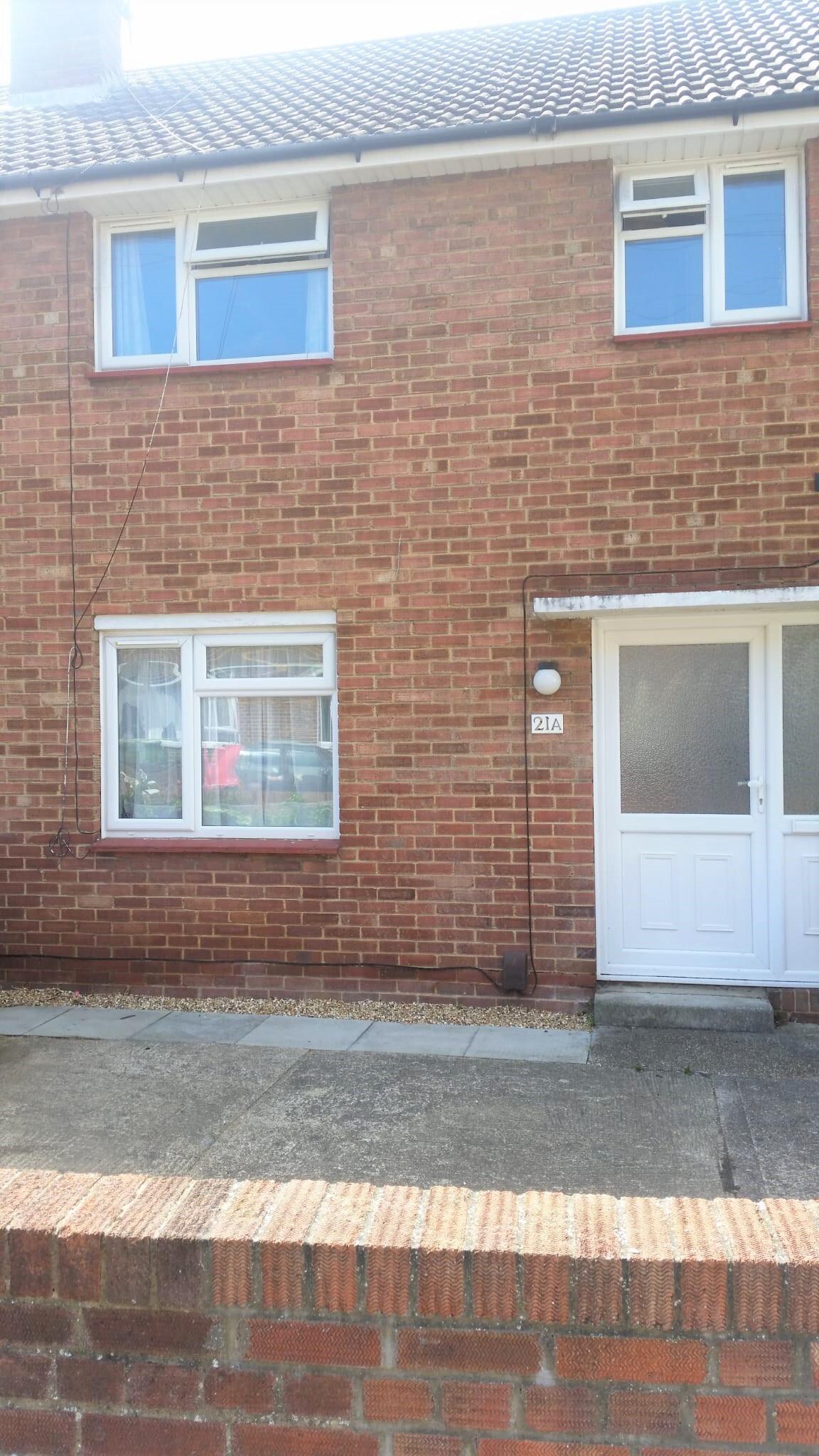 3 bedroom house for rent Bath Road, Portsmouth, PO4 0HX UniHomes