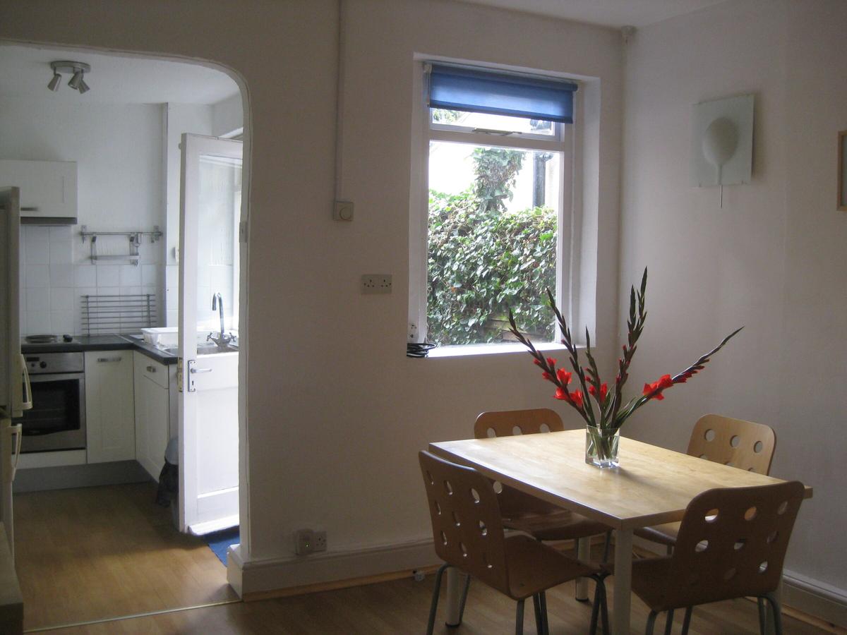 3 bedroom house for rent Clifton Street, Nottingham, NG9 2LS UniHomes