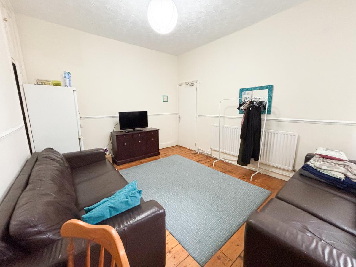 5 bedroom apartment for rent Dilston Road, Newcastle, NE4 5AB UniHomes