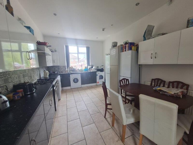 12 bedroom house for rent Birch Grove, Manchester, M14 5JY UniHomes