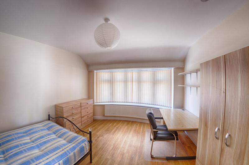 6 bedroom house for rent Finchley Road, Manchester, M14 6FL UniHomes