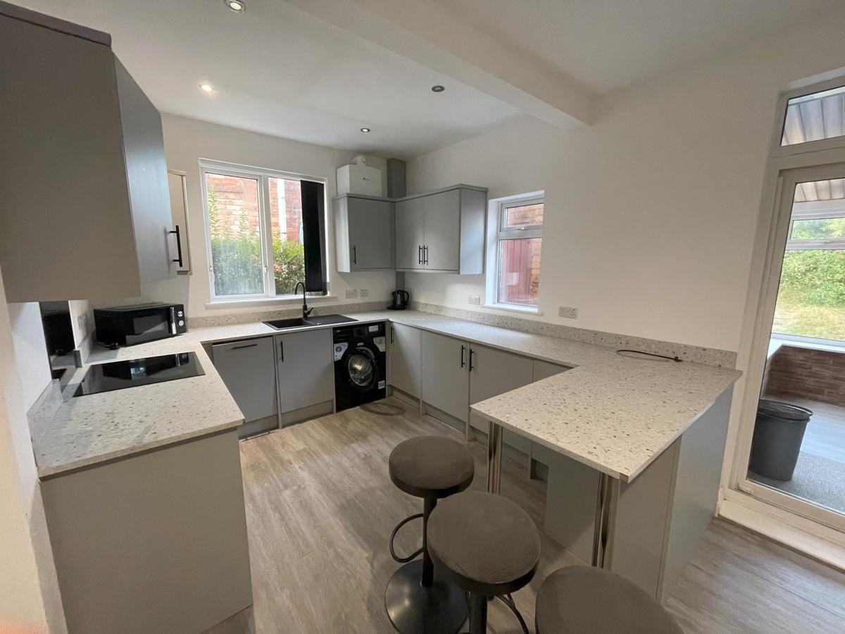 3 bedroom house on Rowditch Avenue, California, Derby