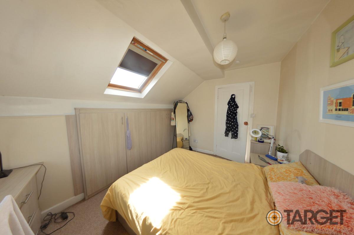 1 bedroom house for rent Victoria Road, Hyde Park Leeds, LS6 1DU UniHomes