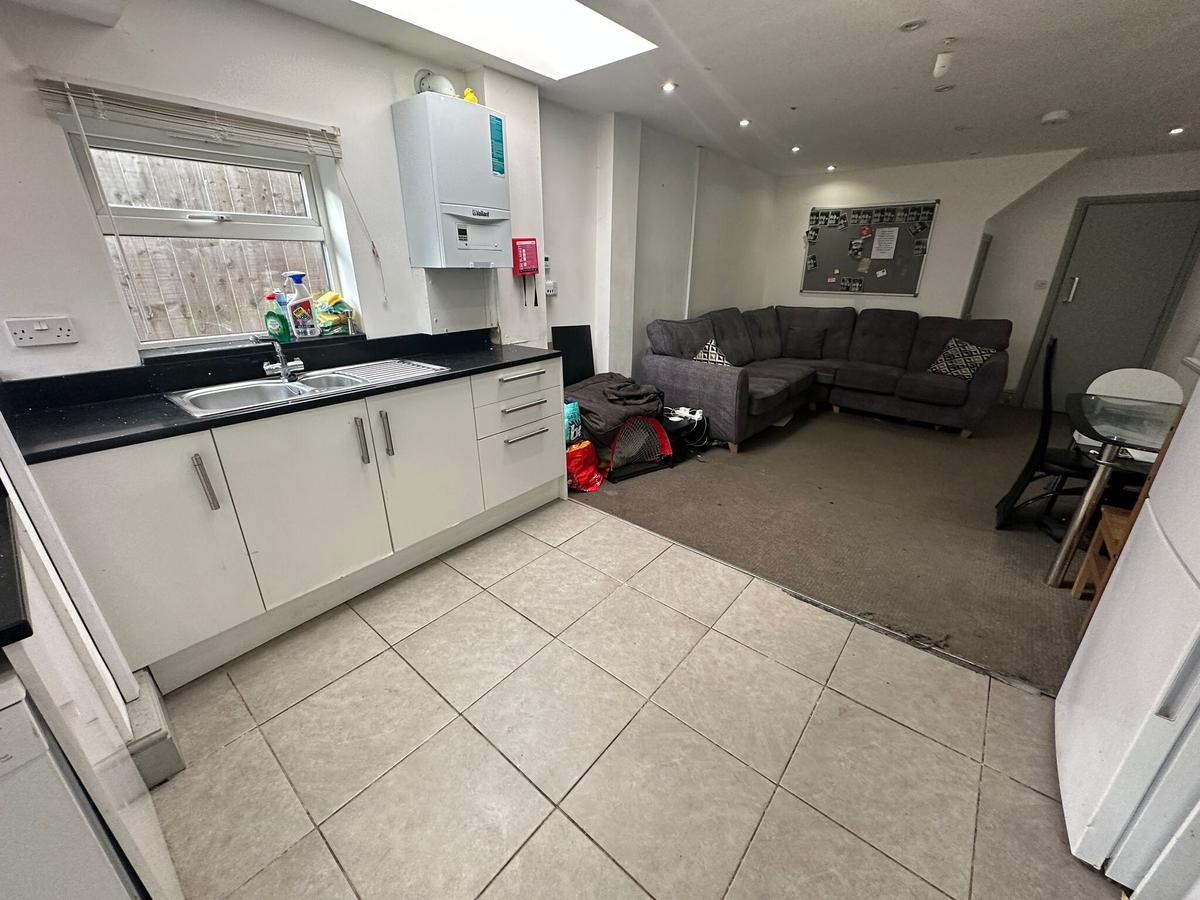 6 bedroom house for rent Arley Road, Birmingham, B29 7BQ UniHomes